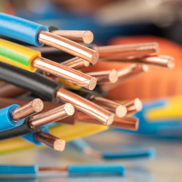 Expertos en instalaciones eléctricas en Viveiro y Ortigueira