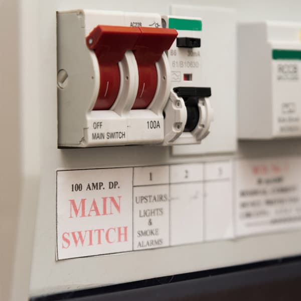 Habla con los expertos de Electricidad Santiago